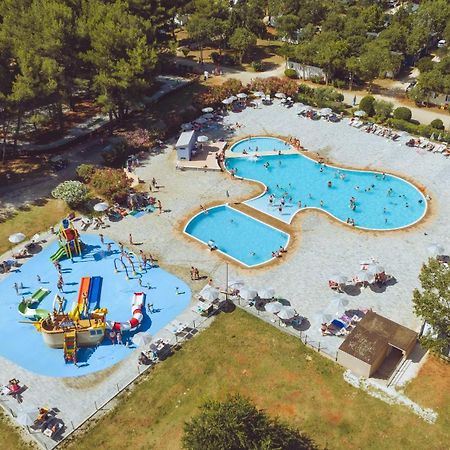 Camping Bi-Village - Roan Valbandon Zewnętrze zdjęcie