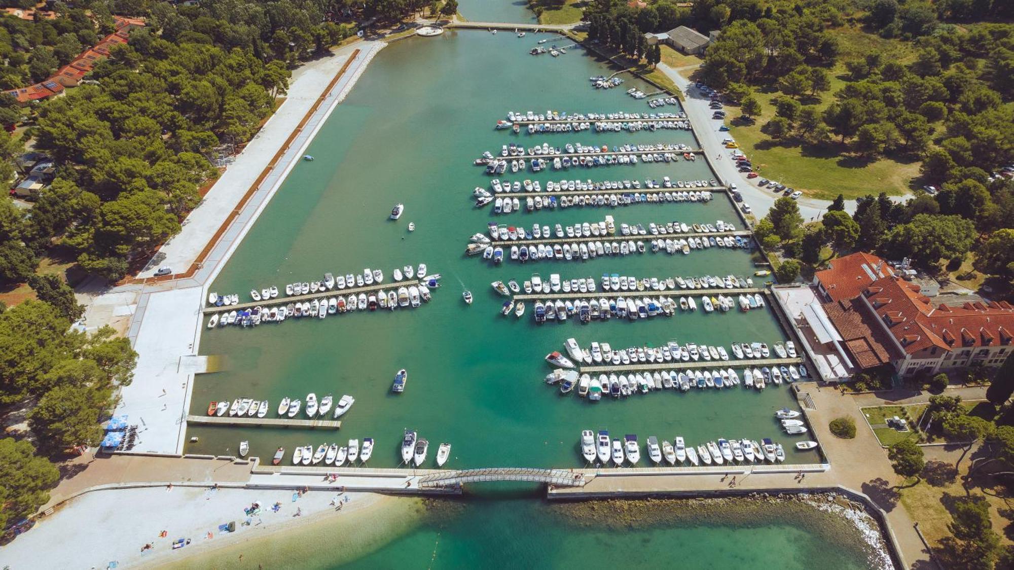 Camping Bi-Village - Roan Valbandon Zewnętrze zdjęcie