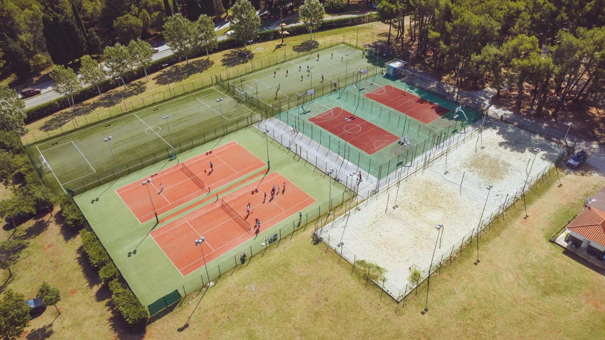 Camping Bi-Village - Roan Valbandon Zewnętrze zdjęcie